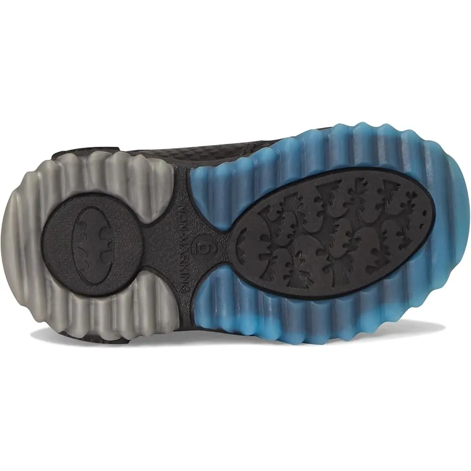 Batman Lighted Sneaker(Toddler/Little Kid)