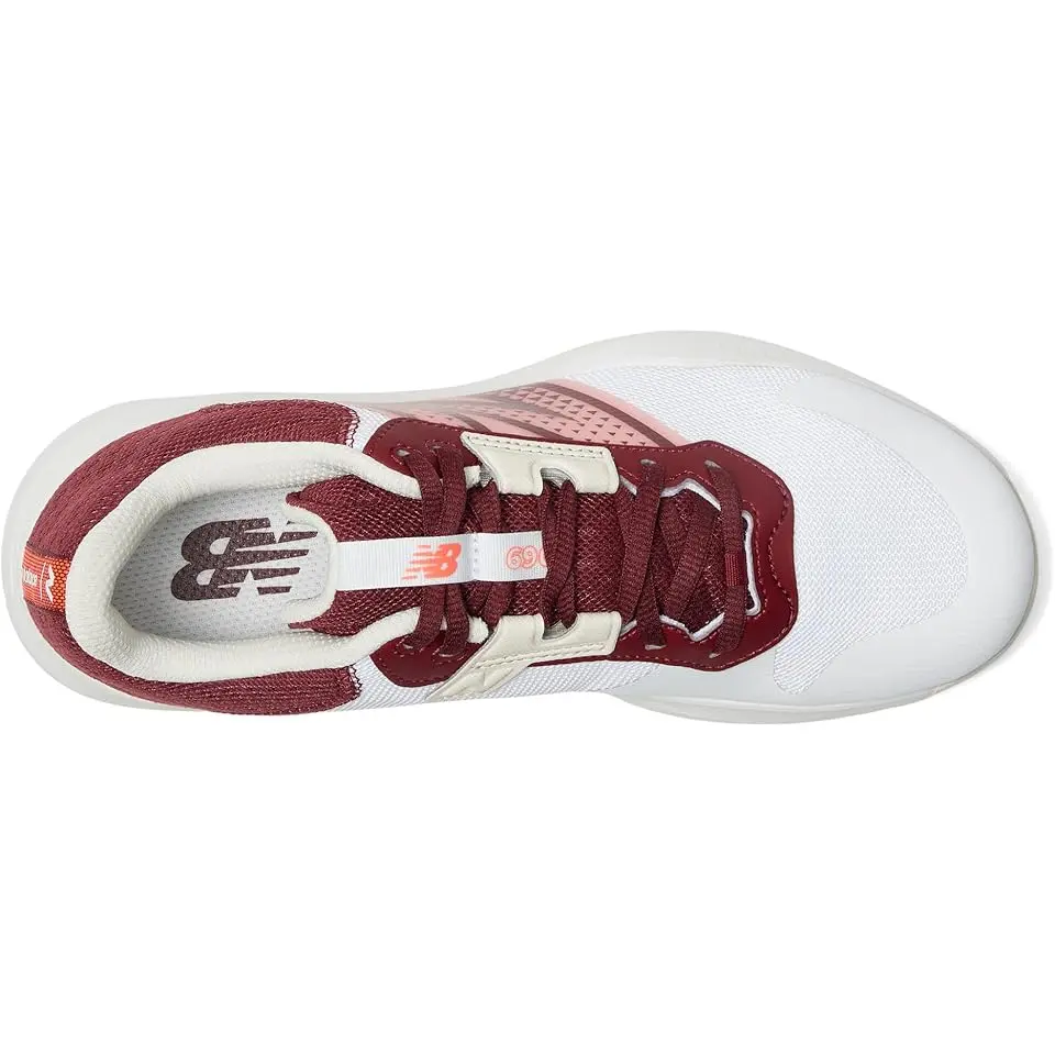 696v6 Tennis Shoes