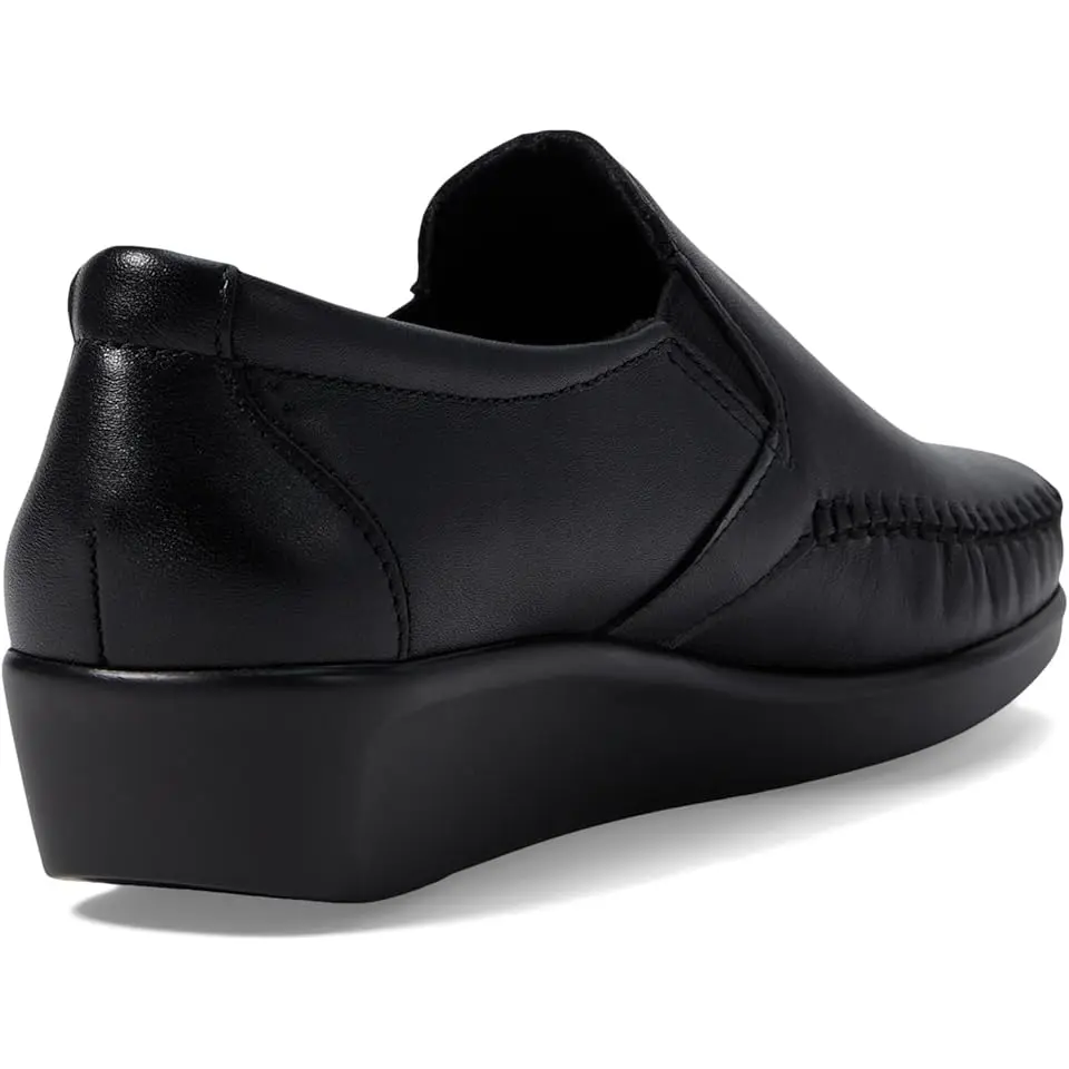 Dream Comfort Loafer