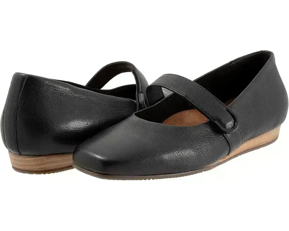 Women's SoftWalk Valdivia