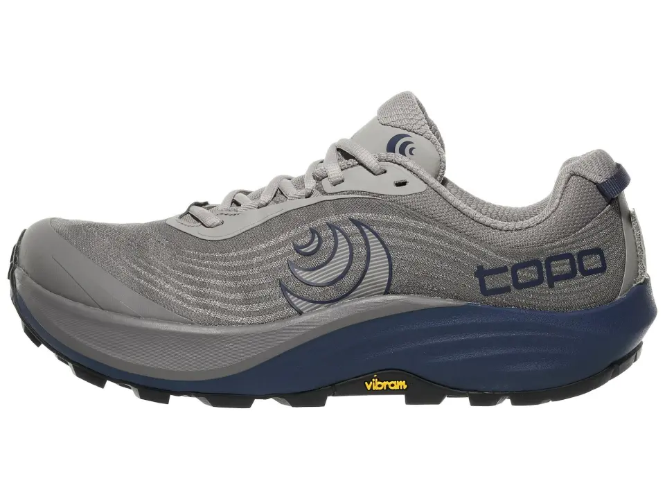 Topo Athletic Pursuit 3