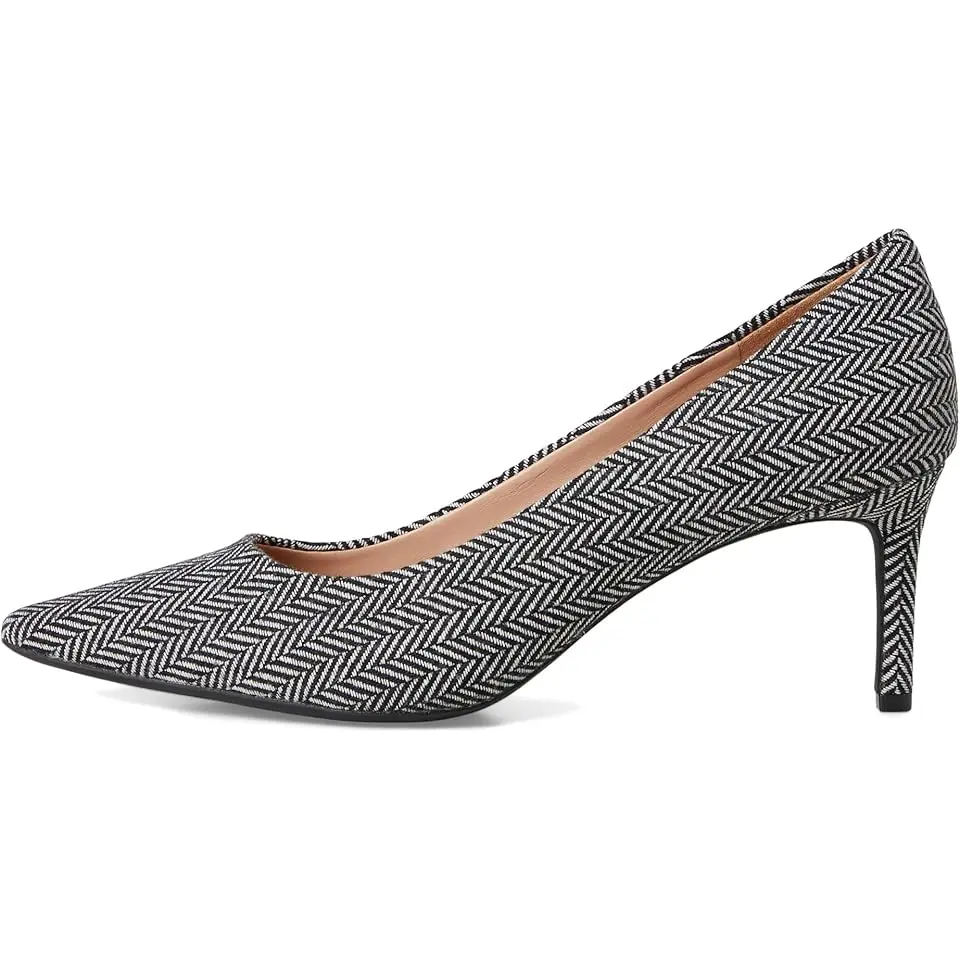 Go-To Janey Pumps