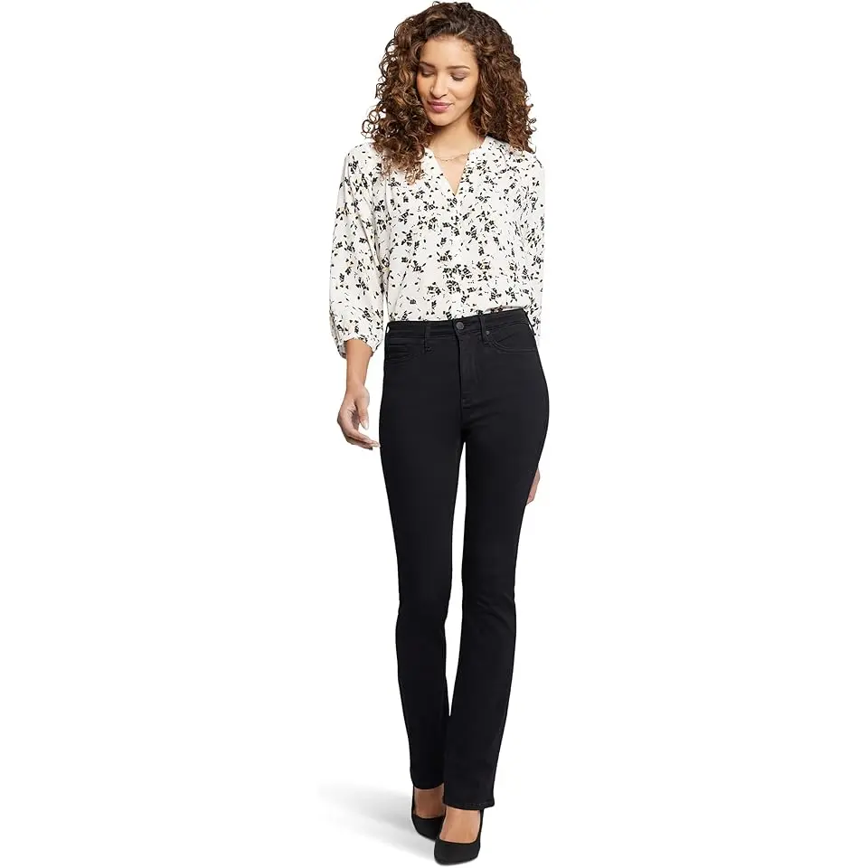 High-Rise Billie Slim Bootcut in Huntley