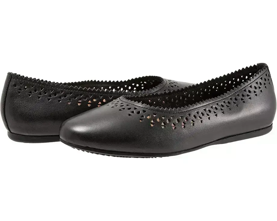 Women's SoftWalk Selma