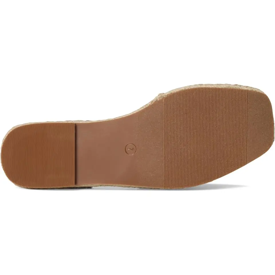 Emelie Sandal