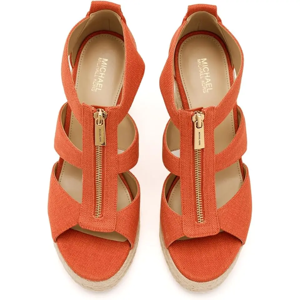 Etta Wedge