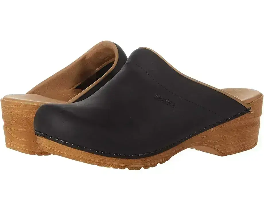 Women's Sanita Ellis