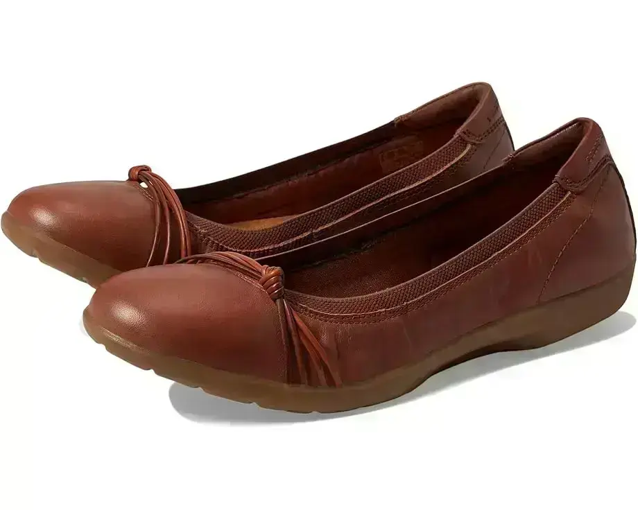 Women's Clarks Meadow Rae