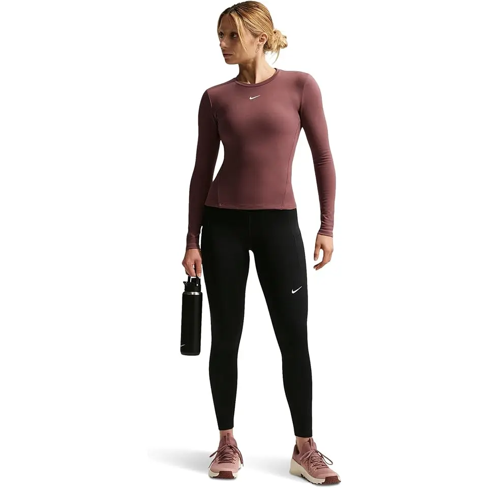 One High-Waisted 7/8 Leggings With Pockets