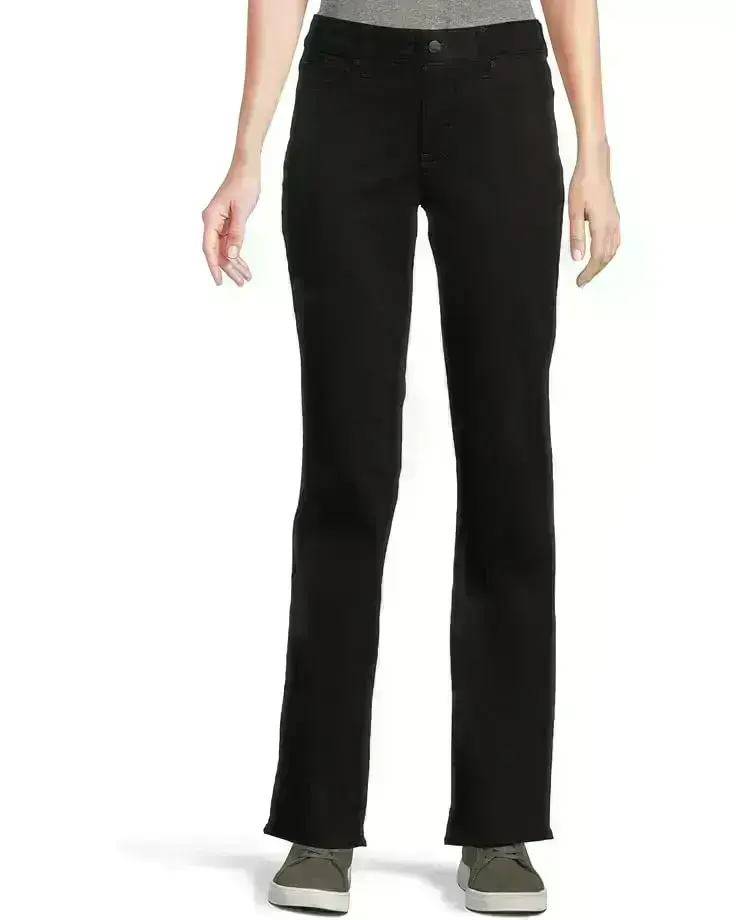 Marilyn Straight in Black