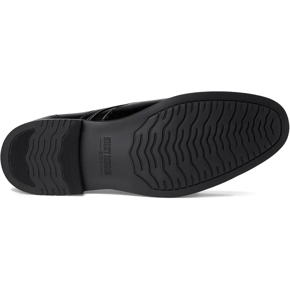 Bennett Wingtip Lace-Up