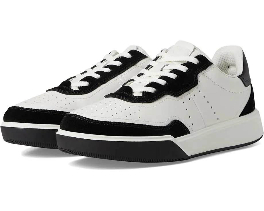 Street Court Sneaker