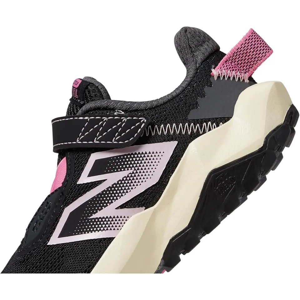 Dynasoft Nitrel V6 Bungee Lace With Top Strap (Little Kid)