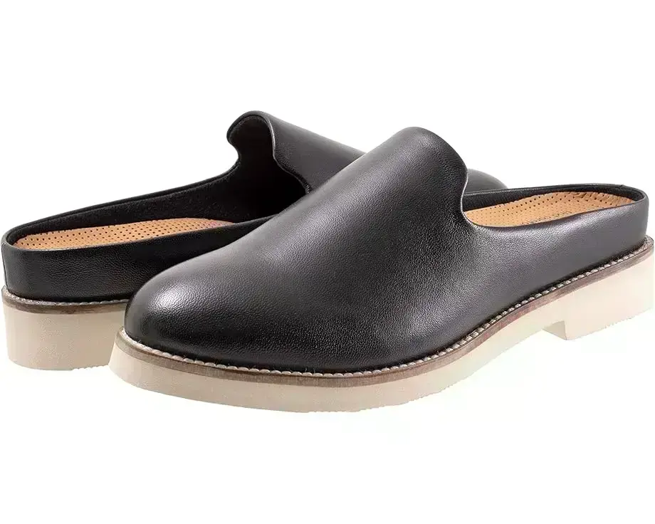 Women's SoftWalk Wolcott II