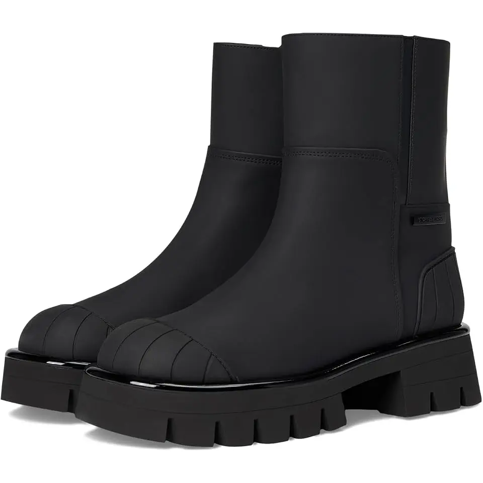 Sydra Flat Bootie