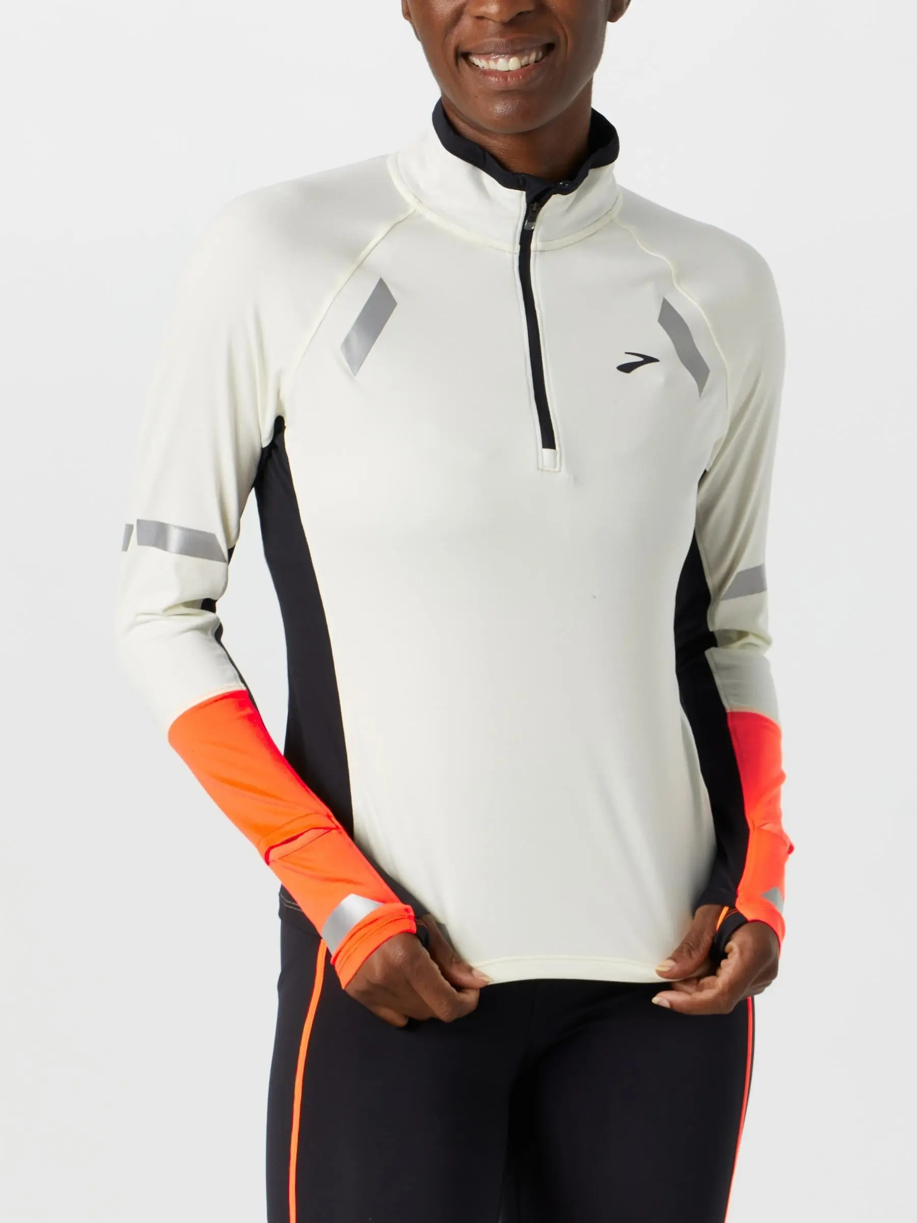 Brooks Women's Run Visible 1/2 Zip 2.0