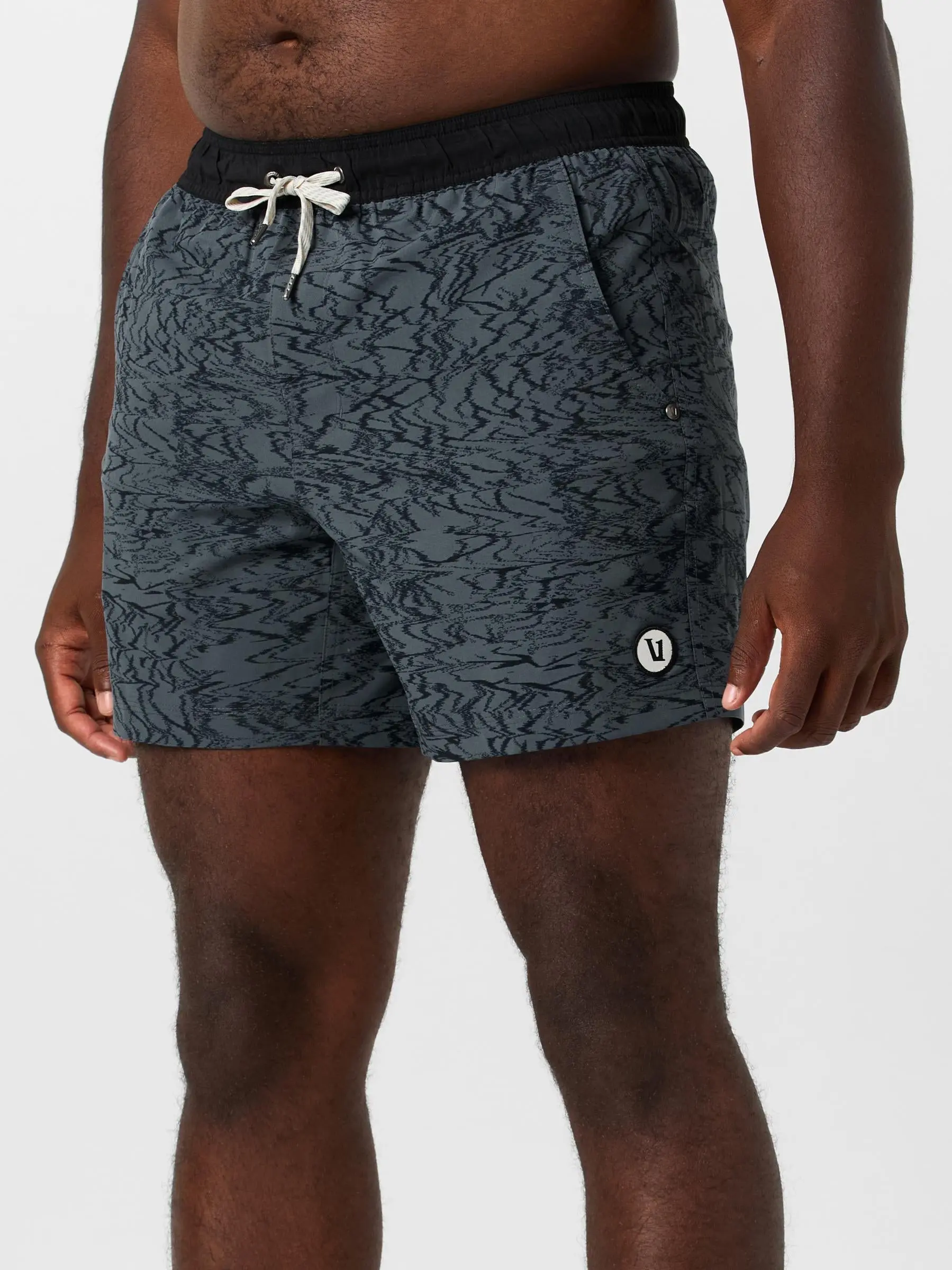 Vuori Men's Kore 5" Short