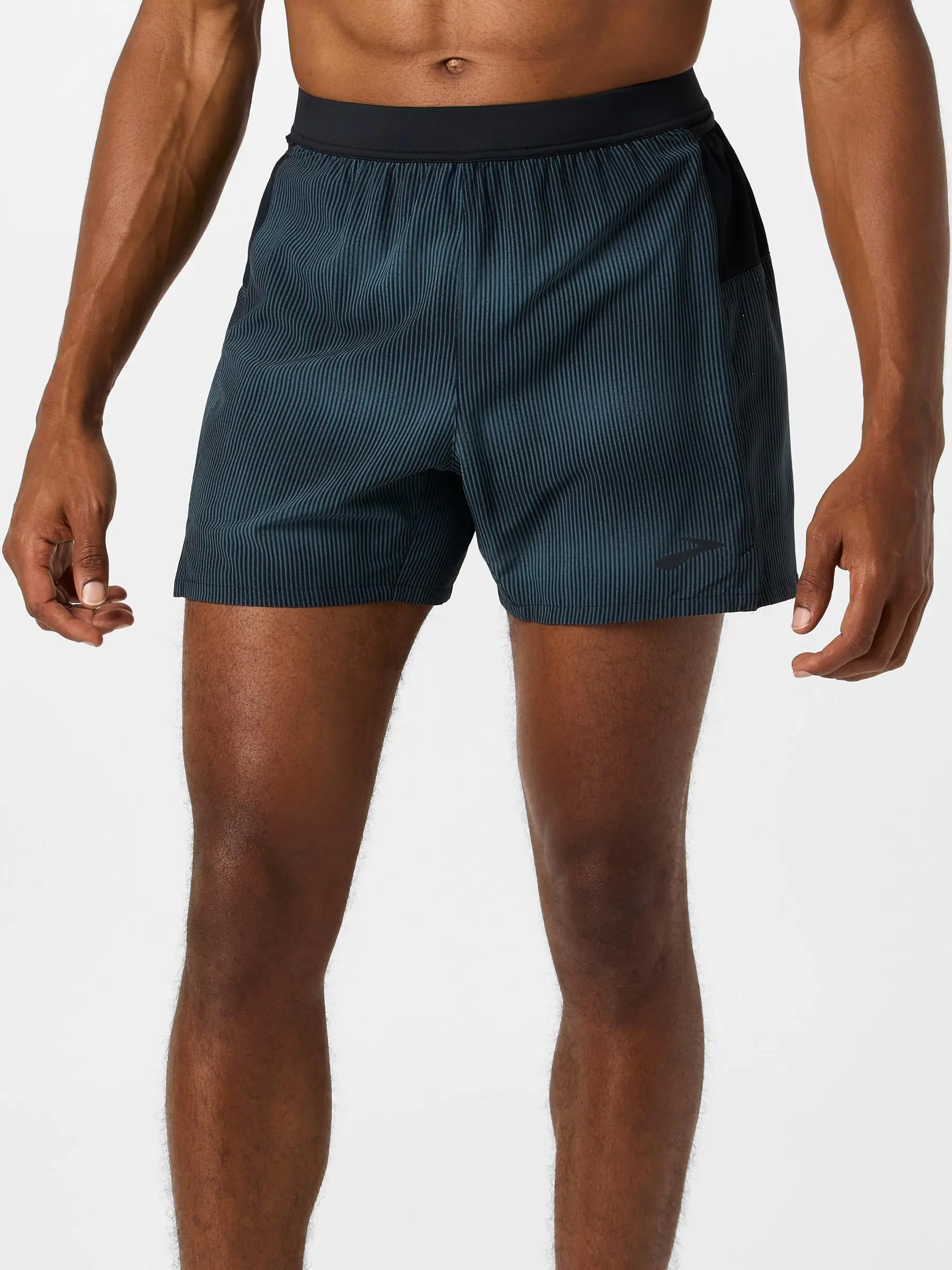 Brooks Men's Journey Print 5" Short