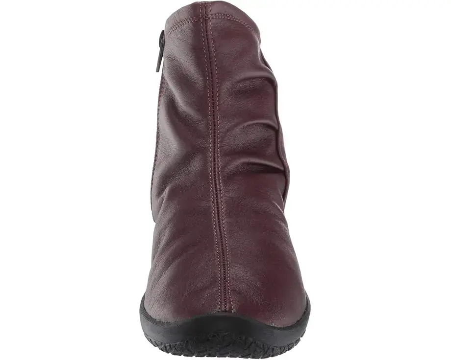 Women's Arcopedico W9