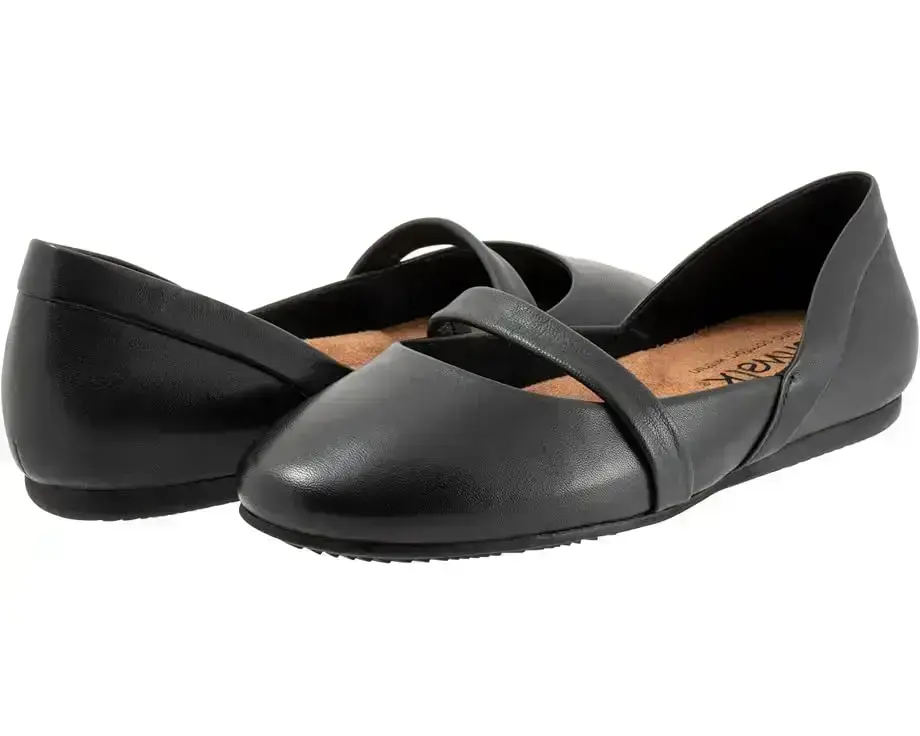 Women's SoftWalk Samara