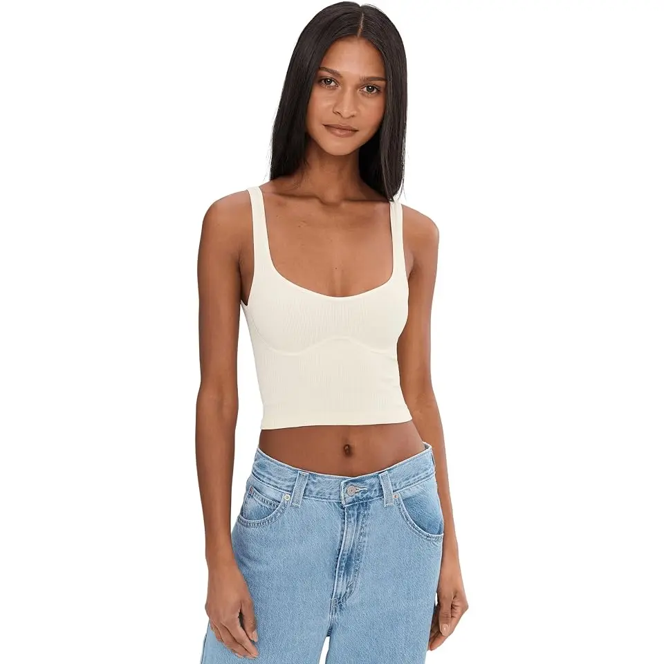 Meg Seamless Crop
