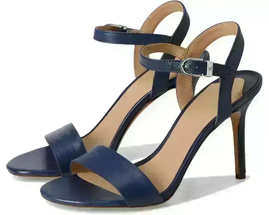 Gwen Sandal