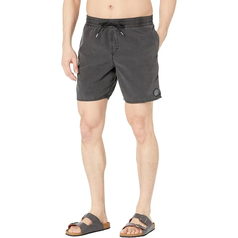 Center 17" Trunks