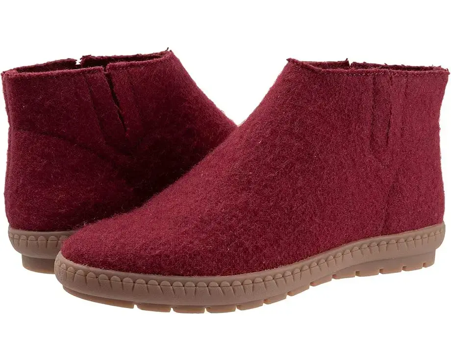 Women's SoftWalk Izzy