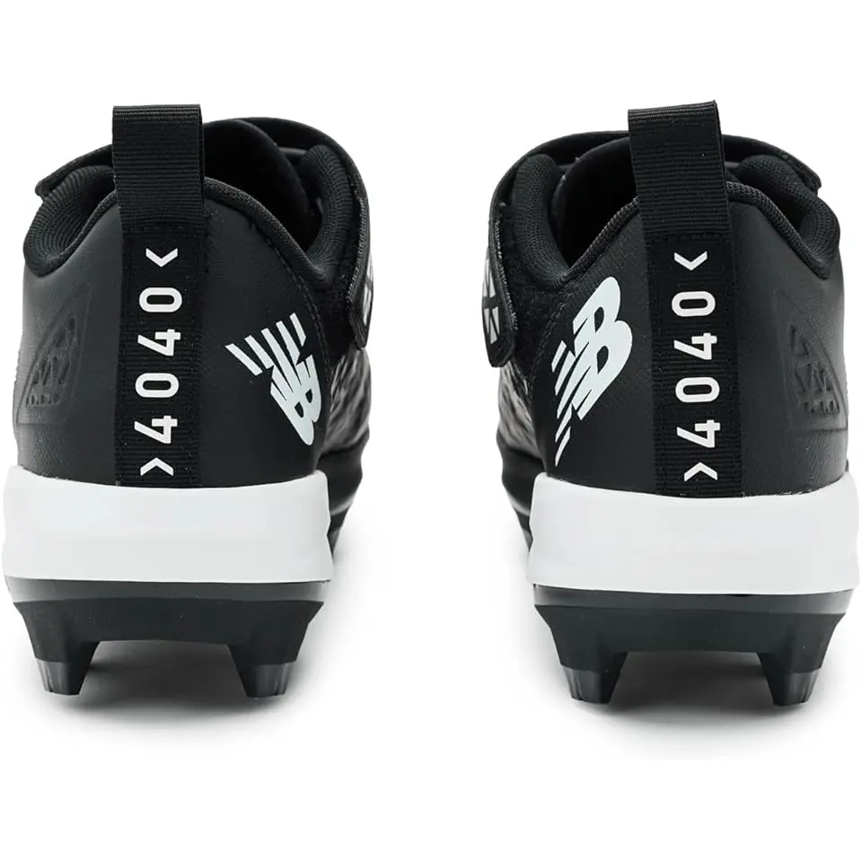 Fuelcell 4040 V8 Molded Baseball Cleats