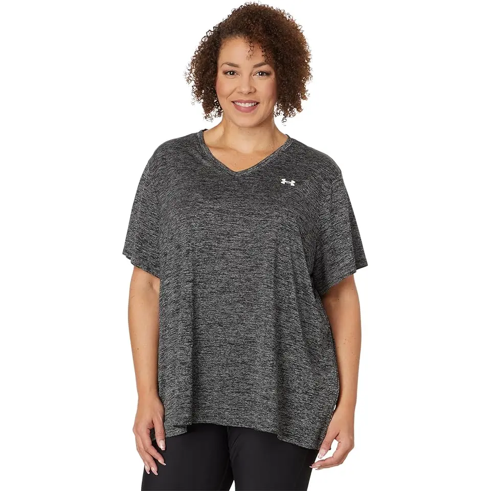 Plus Size Tech Short Sleeve V-Neck Twist