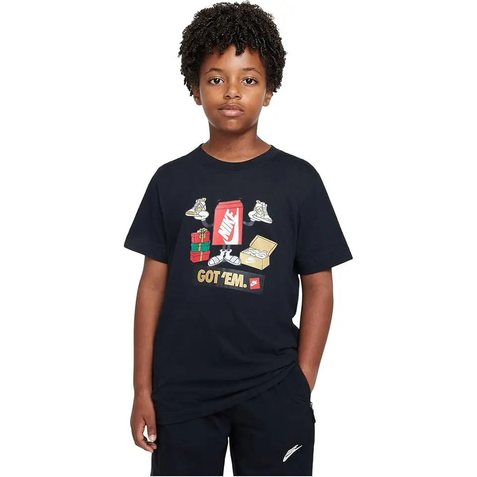 Sportswear T-Shirt (Big Kid)