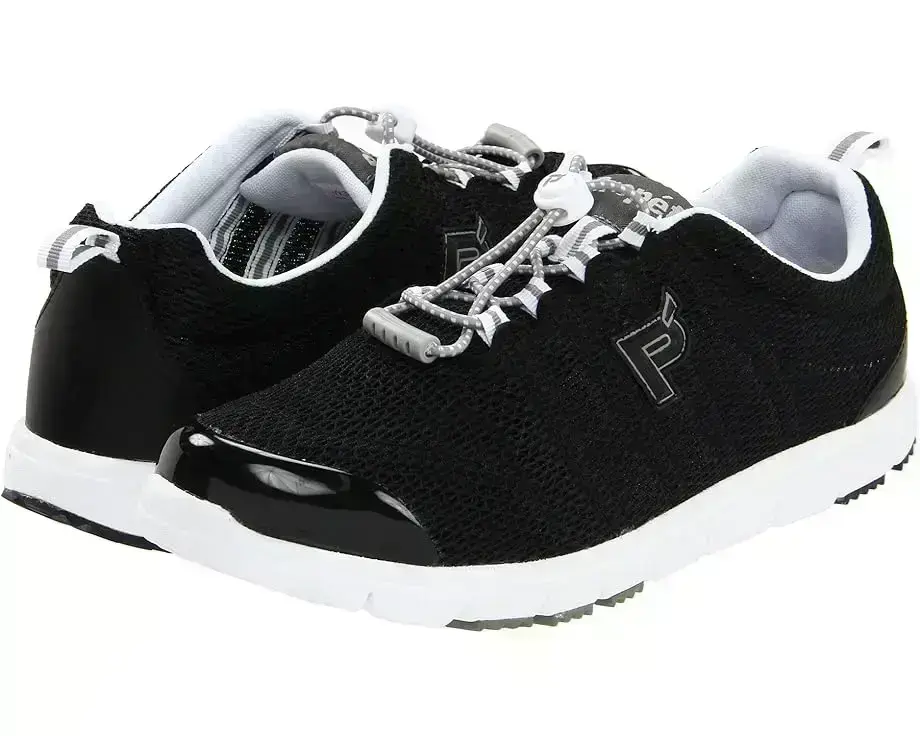 Women's Propet Travel Walker II