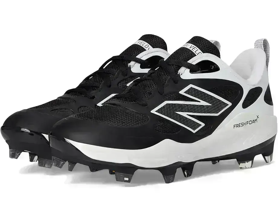 Women's New Balance Fresh Foam Velov4 Molded Softball Cleats