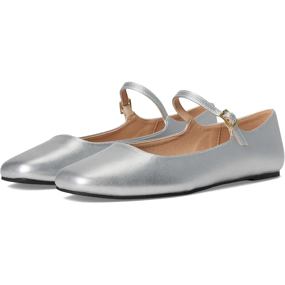 Carrie Flat