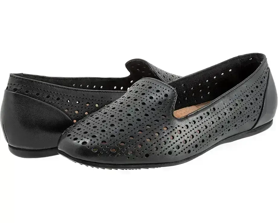 Women's SoftWalk Shelby Perf