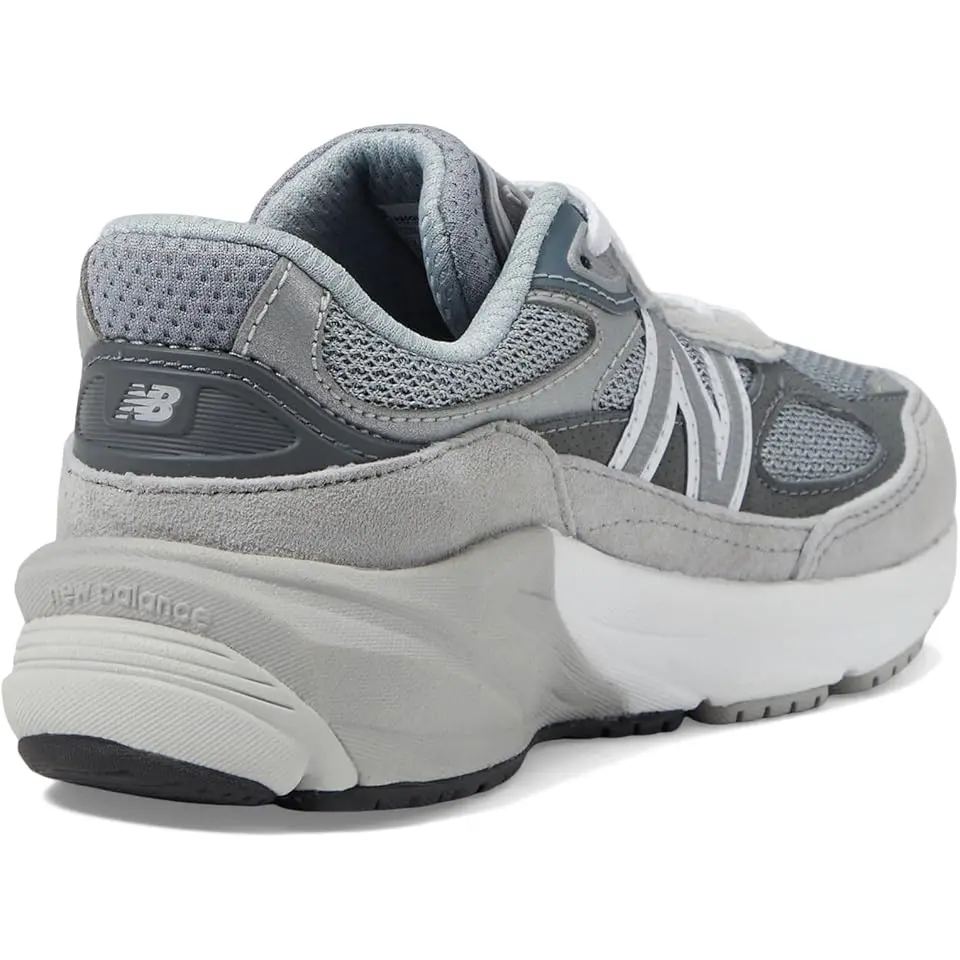 990v6 (Little Kid)