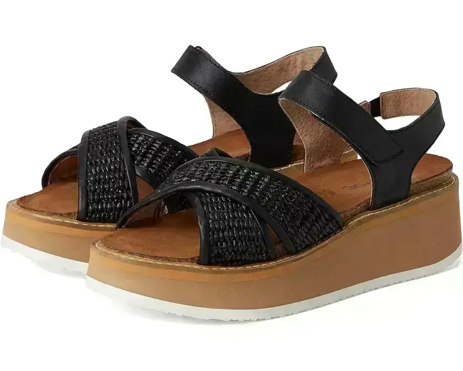 Women's Naot Pavlova