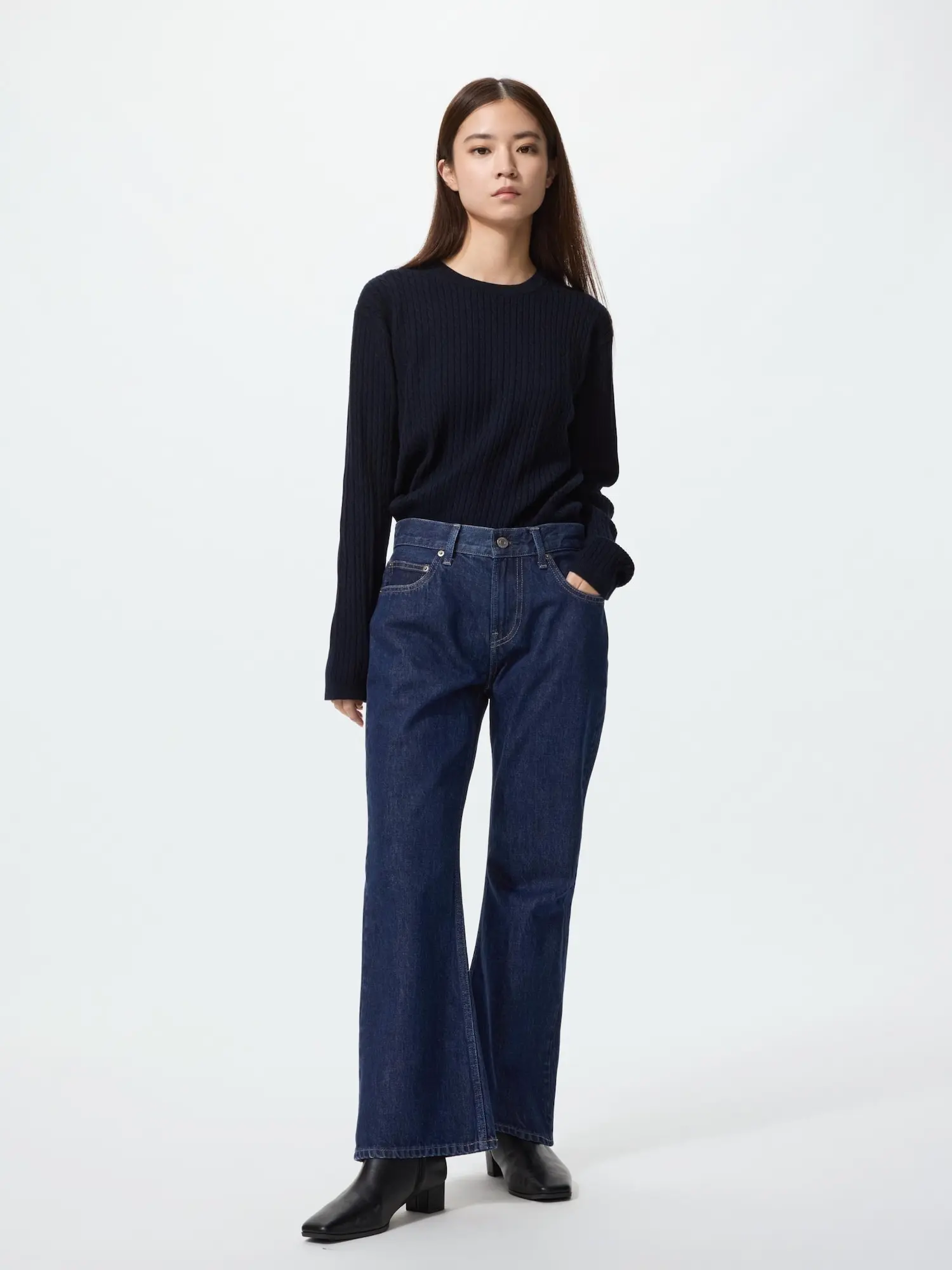 Укороченные джинсы bootcut
