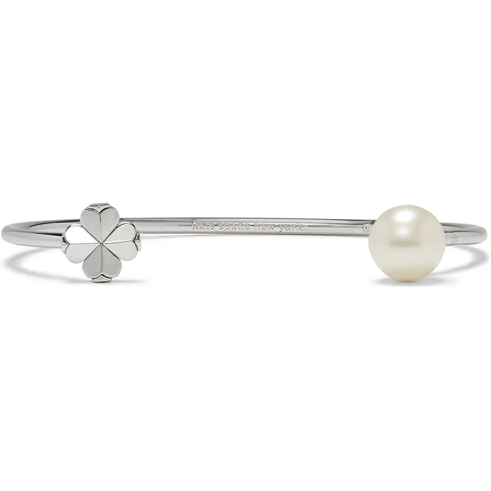 Spade Flower Pearl Cuff