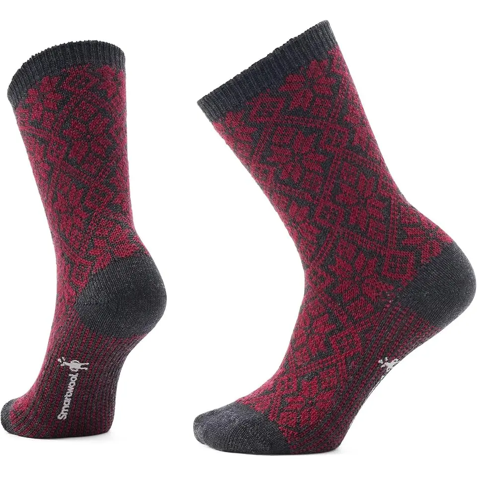 Everyday Traditional Snowflake Crew Socks