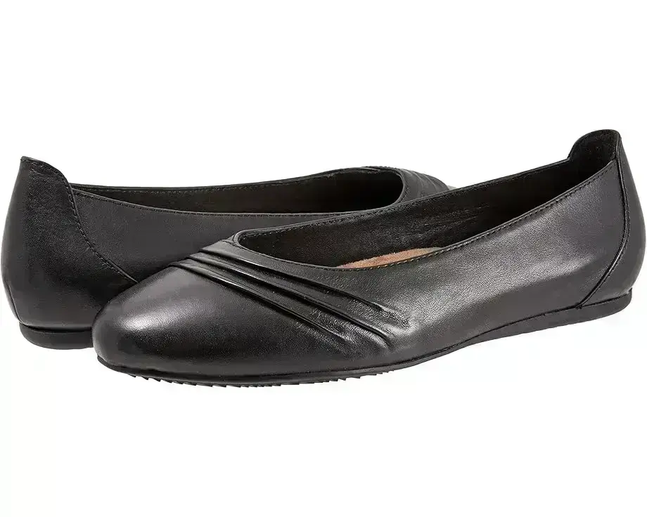 Women's SoftWalk Safi