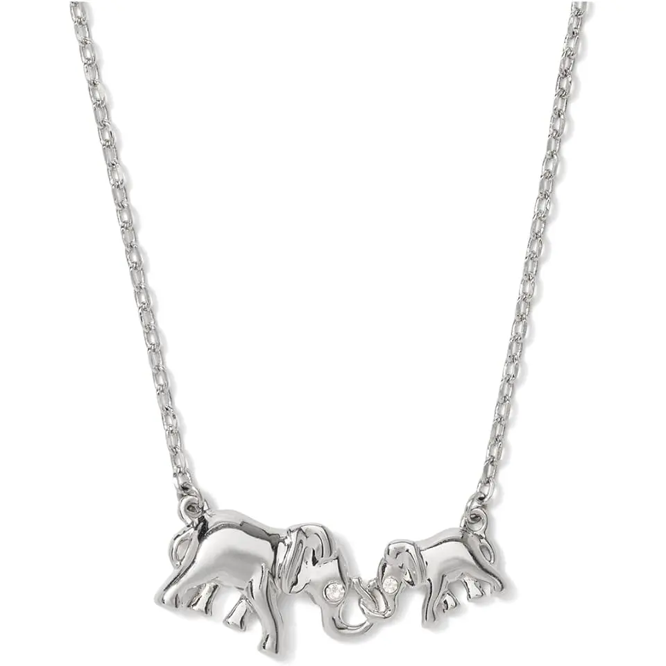 Gifting Dear Mom Pendant