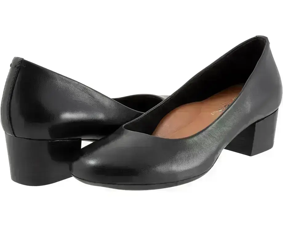 Women's SoftWalk Lynn