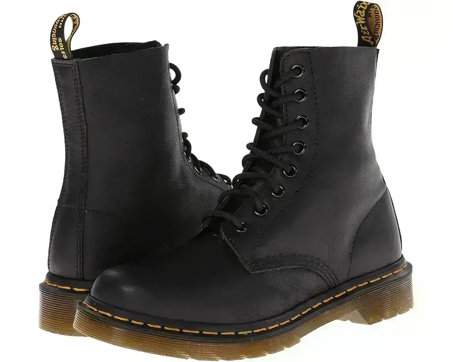 Women's Dr. Martens 1460 Pascal Virginia