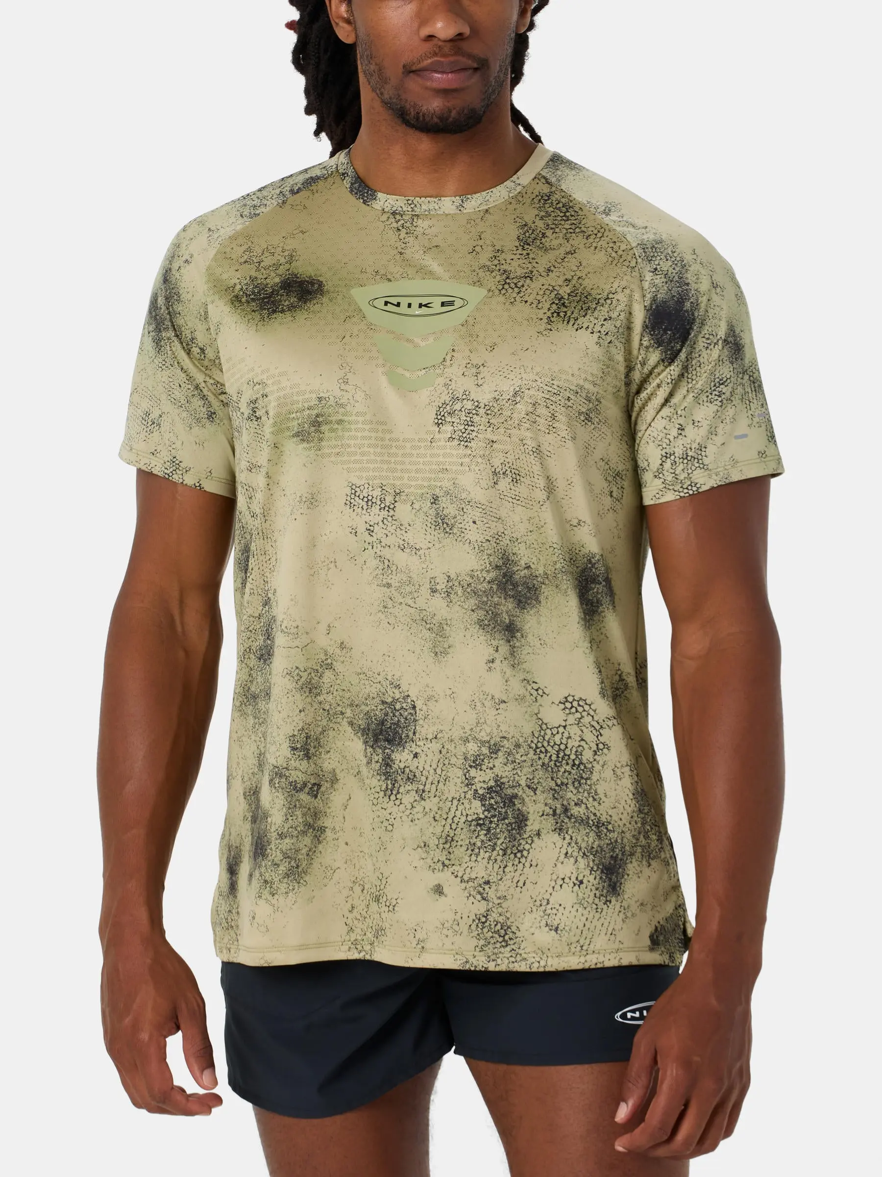 Nike Men's Dri-FIT Stride Run Rest Repeat Short Sleeve