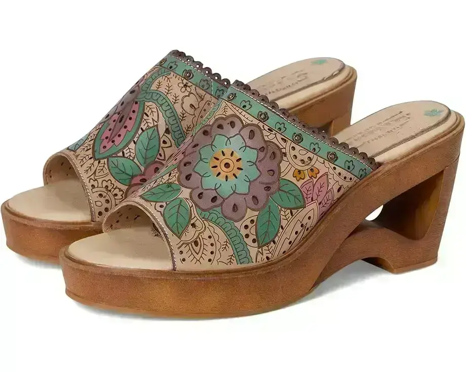 Women's L'Artiste by Spring Step Calle