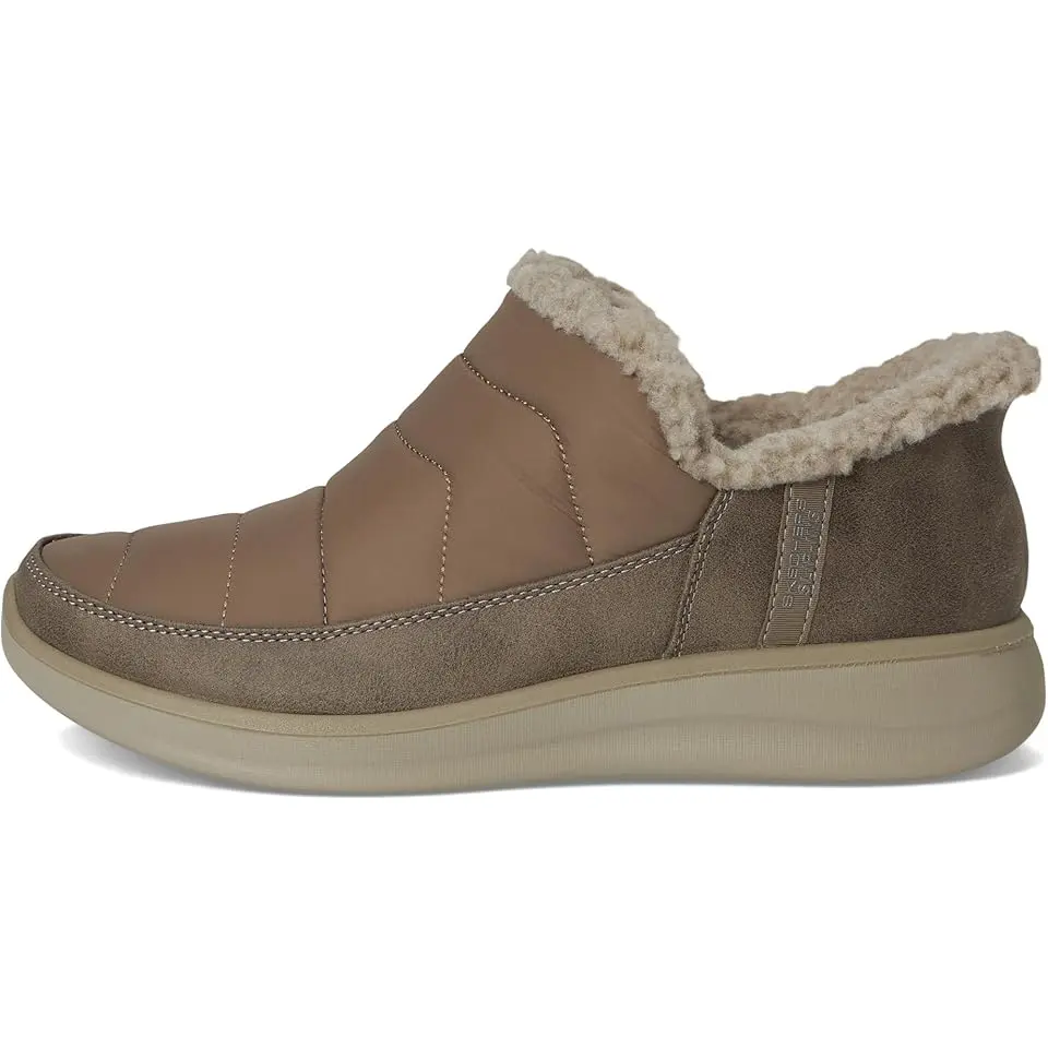 Cozy Escape - Snow Puff Hands Free Slip-ins