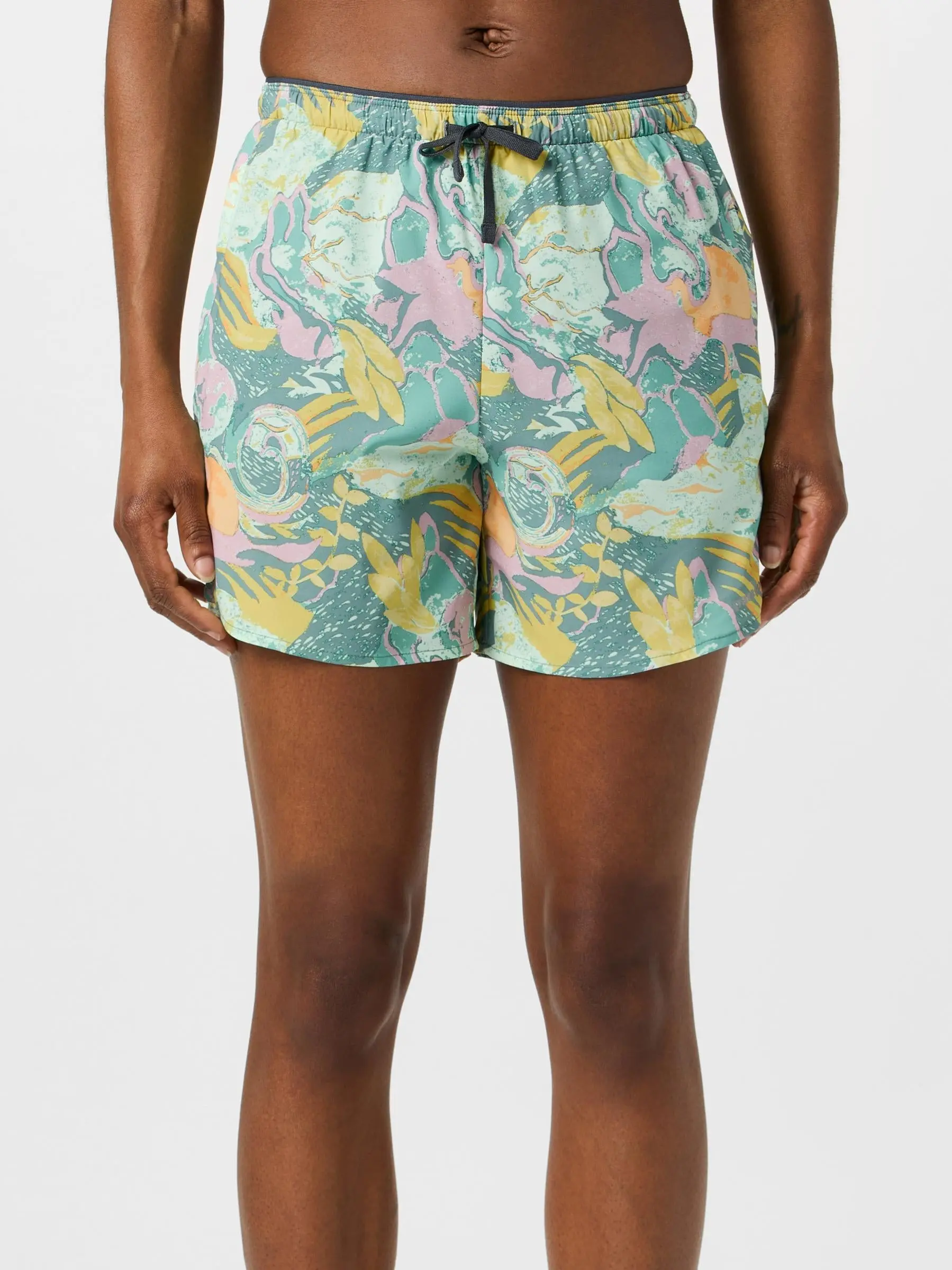 Patagonia Women's Multi Trails 5.5" Short Moon Tripper