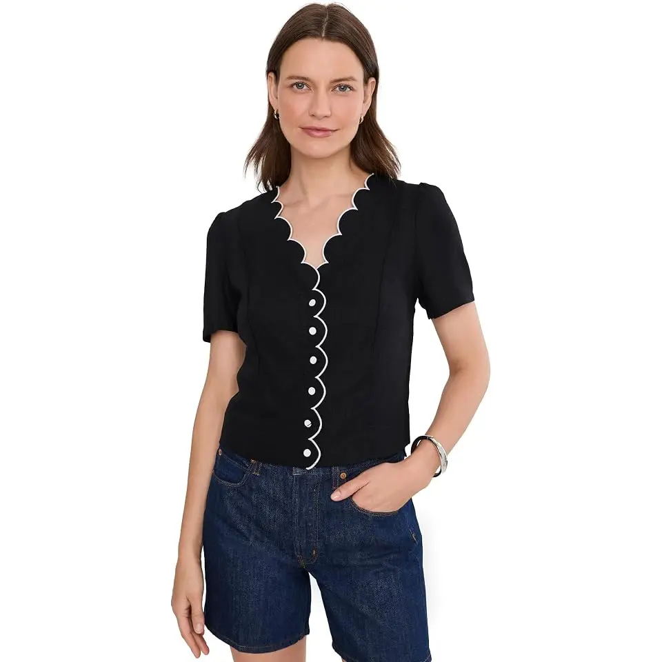 Short Sleeve V-Neck Scallop Top