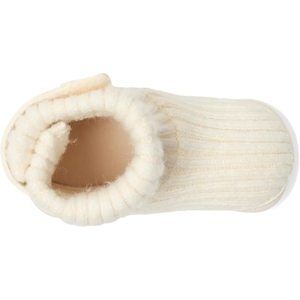Skylar And UGG Beanie (Infant)